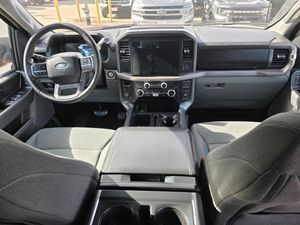 FORD F-150 XLT - 4