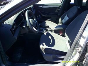 VOLKSWAGEN JETTA SPORT - 3