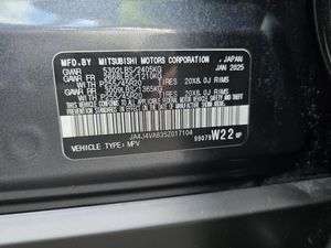 2025 Mitsubishi OUTLANDER — фото 7