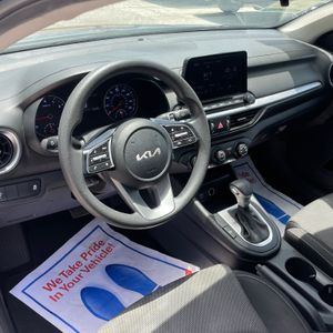 صورة مصغرة 28 لـ 2023 KIA FORTE LXS