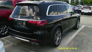 2025 Mercedes-BENZ GLS photo 2