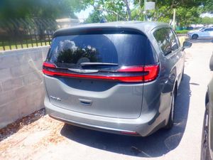 CHRYSLER PACIFICA TOURING L - 2