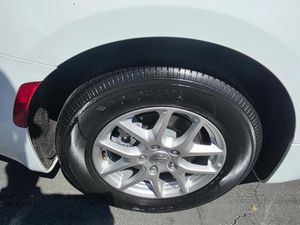 CHRYSLER PACIFICA TOURING L - 9