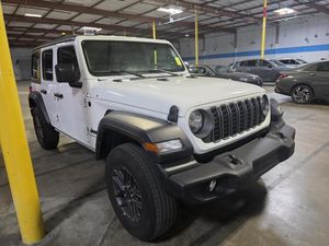 صورة مصغرة 13 لـ 2025 JEEP WRANGLER SAHARA