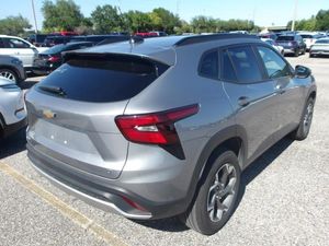 CHEVROLET TRAX LT - 2