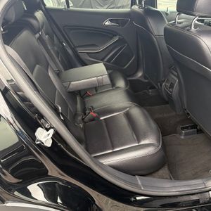 2017 Mercedes-BENZ GLA 缩略图 31