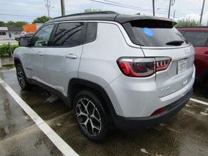 صورة مصغرة 27 لـ 2025 JEEP COMPASS LIMITED