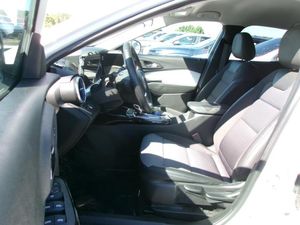 2025 Chevrolet TRAX LT 照片 3