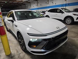 2025 Hyundai SONATA SEL thumbnail 19