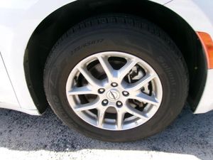 CHRYSLER VOYAGER LX - 8