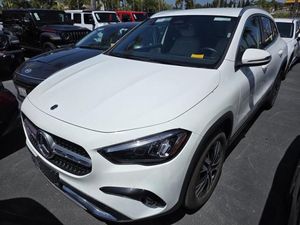 2025 Mercedes-BENZ GLA photo 1