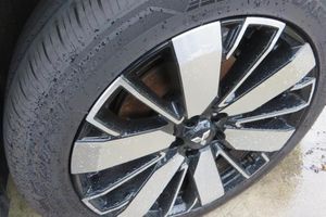 صورة 13 لـ 2025 Mitsubishi OUTLANDER SE