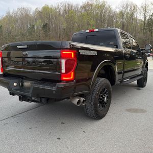 FORD F-250 SUPER DUTY LARIAT - 5