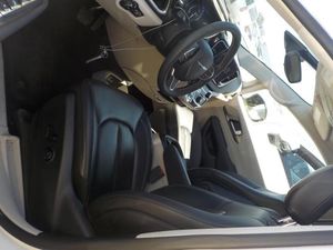 CHRYSLER PACIFICA TOURING L - 3