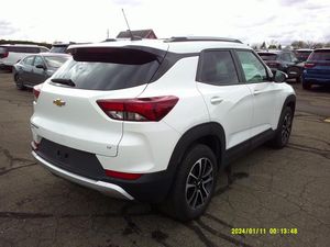 CHEVROLET TRAILBLAZER LT - 2