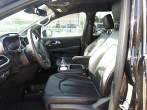 CHRYSLER PACIFICA SELECT - 3