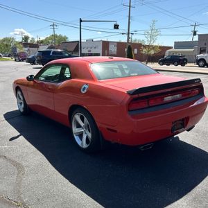 DODGE CHALLENGER SRT8 - 3