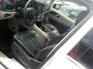 CHRYSLER PACIFICA LIMITED - 3