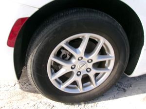 CHRYSLER PACIFICA TOURING L - 8