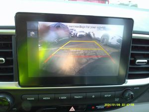 HYUNDAI VENUE SE - 4