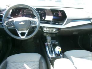2025 Chevrolet TRAX LT 照片 4
