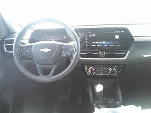 CHEVROLET TRAILBLAZER - 4