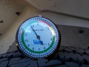 CHEVROLET EXPRESS PASSENGER LT - 8