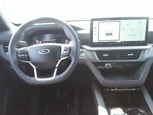 FORD EXPLORER ST-LINE - 4