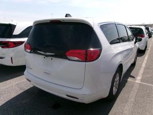 CHRYSLER VOYAGER LX - 2