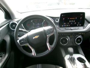 CHEVROLET BLAZER LT - 4