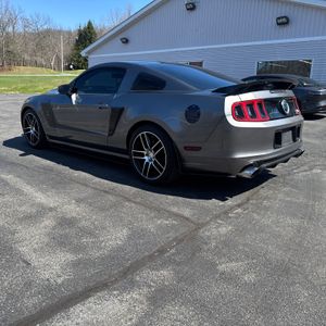 FORD MUSTANG GT PREMIUM - 3