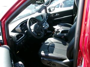 CHRYSLER PACIFICA SELECT - 3