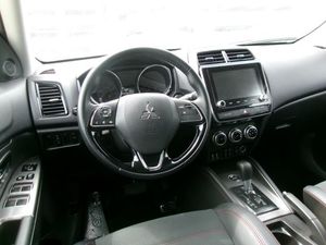 صورة 4 لـ 2025 Mitsubishi OUTLANDER SPORT SE