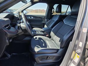 FORD EXPLORER ST-LINE - 3