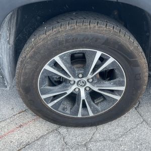 2019 Toyota HIGHLANDER LE 照片 12