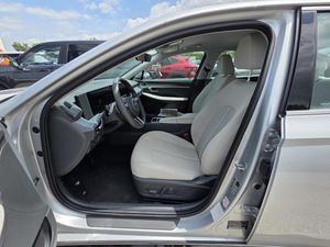 HYUNDAI SONATA SEL - 3