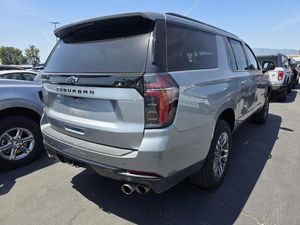 CHEVROLET SUBURBAN Z71 - 2