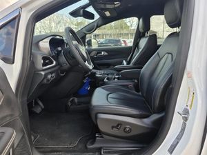 CHRYSLER PACIFICA SELECT - 3