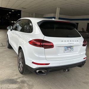 PORSCHE CAYENNE PLATINUM EDITION - 3