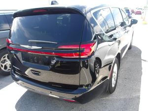 CHRYSLER PACIFICA SELECT - 2