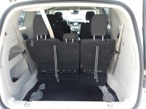 CHRYSLER VOYAGER LX - 6