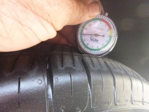 KIA CARNIVAL LXS - 8