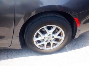 CHRYSLER PACIFICA TOURING L - 8