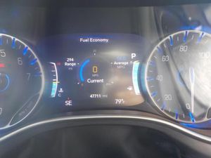 CHRYSLER PACIFICA TOURING L - 5