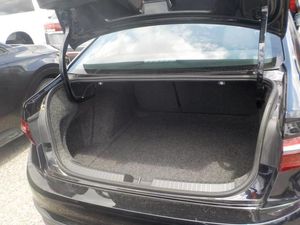 VOLKSWAGEN JETTA S - 6