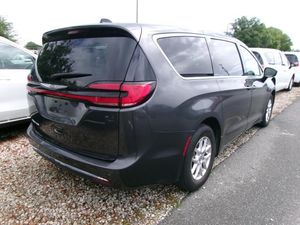 CHRYSLER PACIFICA TOURING L - 2