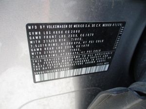 صورة 7 لـ 2025 Volkswagen TAOS SE