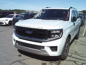 صورة 1 لـ 2025 FORD EXPEDITION PLATINUM