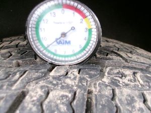 CHEVROLET SUBURBAN Z71 - 9