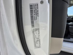 CHRYSLER PACIFICA TOURING L - 7